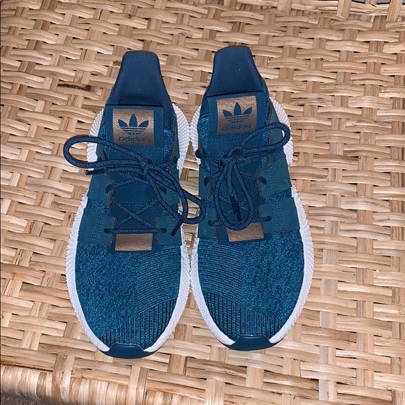 Adidas Turquoise Shoes - Picture 2 of 4